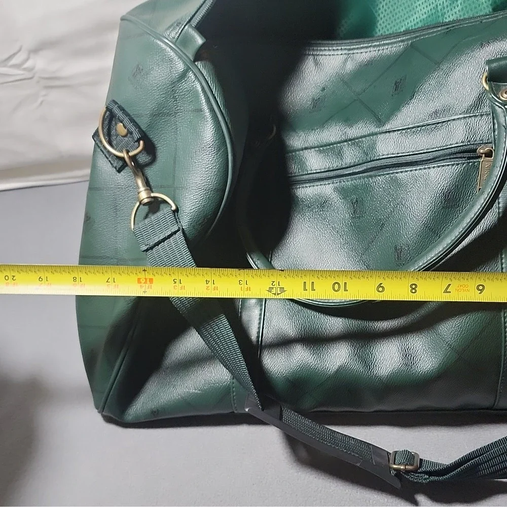 Nikken green faux